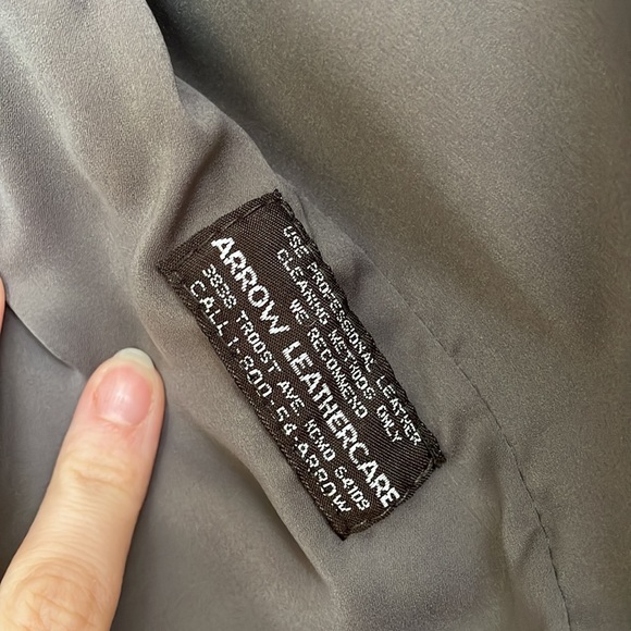 Vintage Leather Moto Jacket Size Medium 
REMY LEATHER - Picture 3 of 3